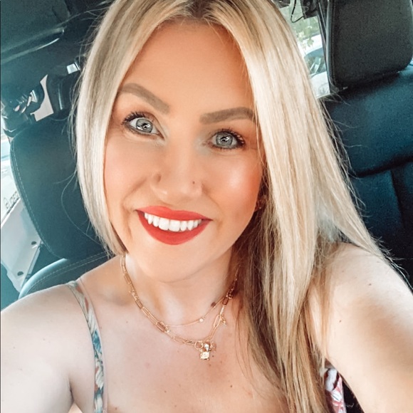 Hello Dolls -Posh Niki - Picture 1 of 16